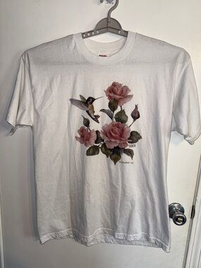 Vintage 1996 Hummingbird Roses Graphic T-Shirt Fruit Loom Best Nature Tee XL